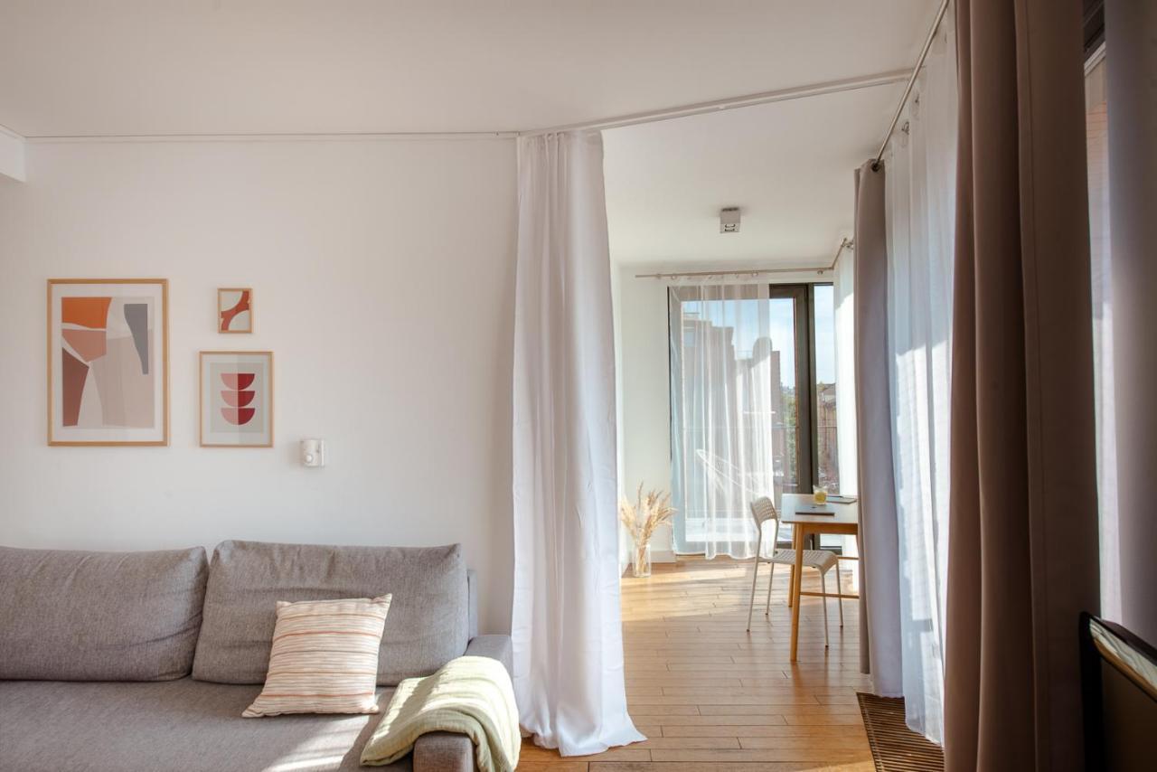 Spacious Apartment Close To Main Station / Galeria Krakowska Buitenkant foto
