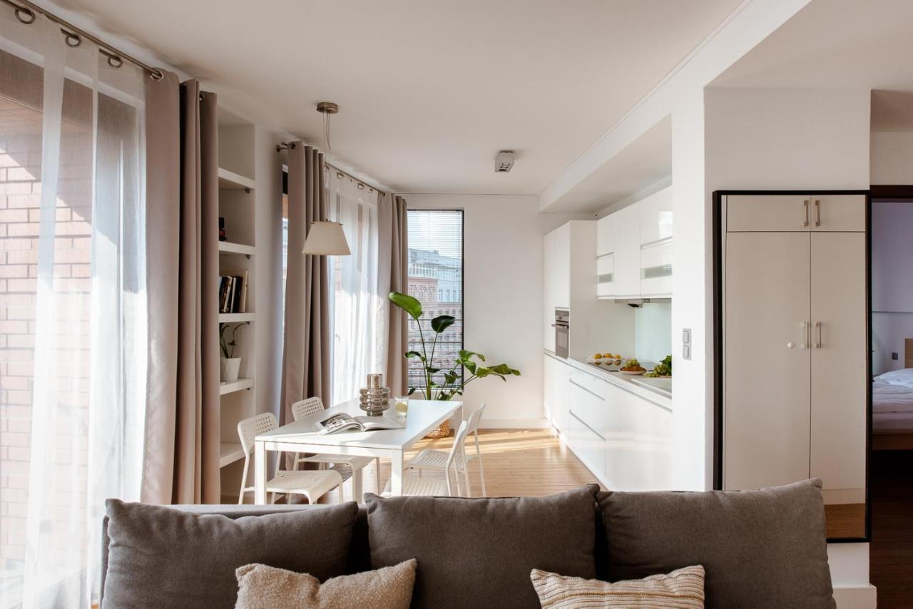 Spacious Apartment Close To Main Station / Galeria Krakowska Buitenkant foto